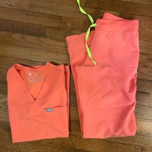 FIGS Hot Coral Scrub Set